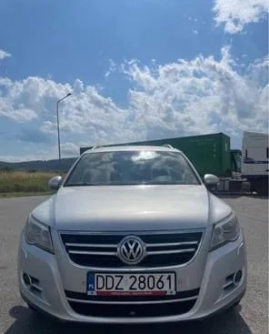 Volkswagen Tiguan cena 35900 przebieg: 281810, rok produkcji 2009 z Bielawa małe 22